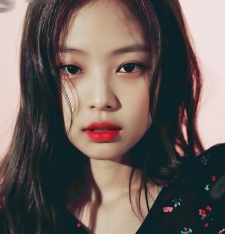 Blackpink ジェニー メイク目元は 髪色 髪型全公開でハーフ顔の真相も